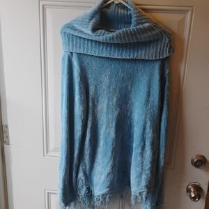 Cozy Blue Cowl Neck Sweater with Chunky Knit